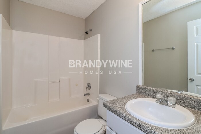 Building Photo - 38 Lazarus Dr