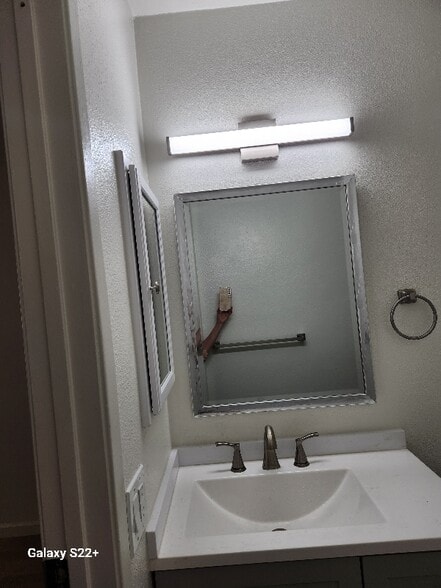 Building Photo - 10774 Cariuto Ct