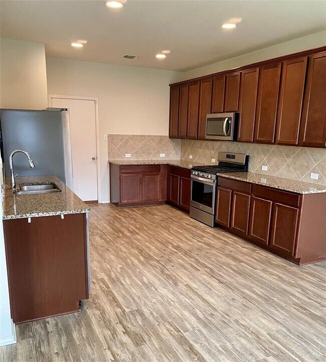 Building Photo - 167 Yellowbark St