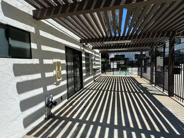 Building Photo - 5006 Collwood Way