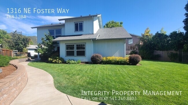 Building Photo - 1316 NE Foster Way