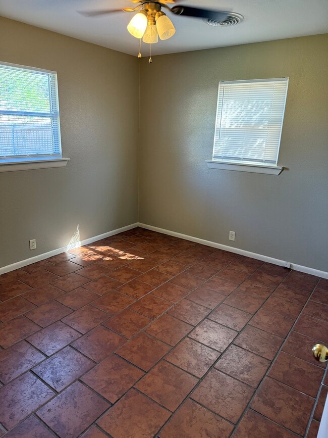 Building Photo - 3682 Ambler Ave