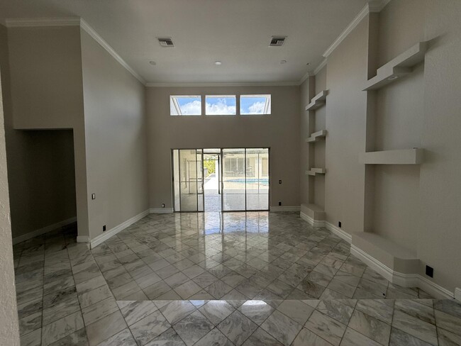 Building Photo - 1295 Longlea Terrace