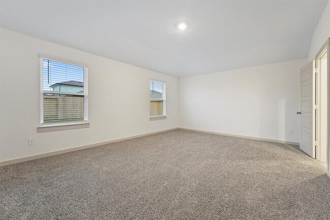 Building Photo - 7930 Elm Birch Ln