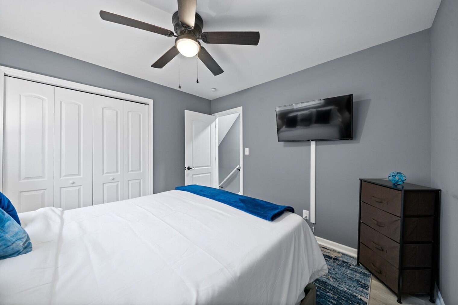 Building Photo - 3729 W 75th Ave