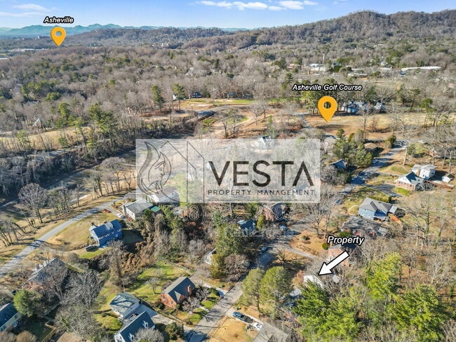 Building Photo - 18 Canterbury Rd