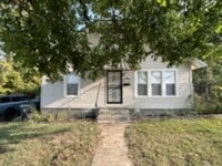 Building Photo - 1300 Aggie Rd