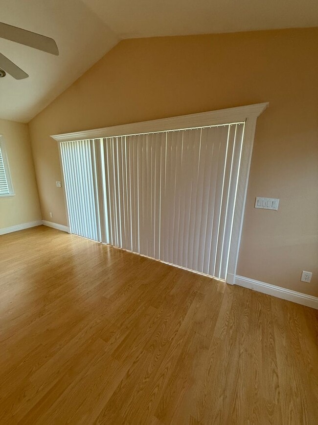 Building Photo - REDUCED RENTAL PRICE!!!