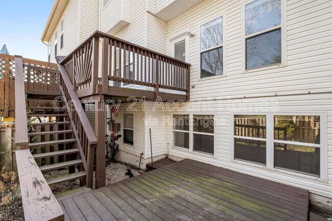 Building Photo - 21217 Millwood Square