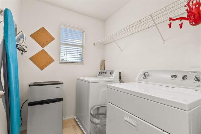 Building Photo - 4724 Ruby Red Ln