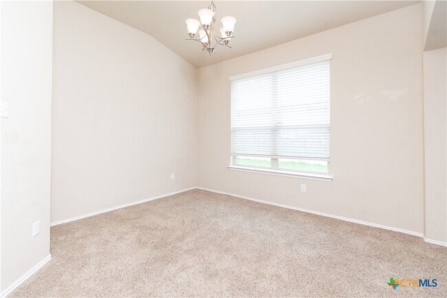 Building Photo - 7010 Cokui Dr