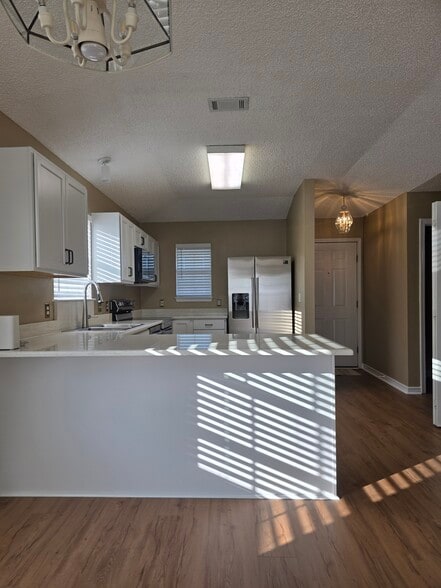 Kitchen #1 - 5577 Centerbrook Pl