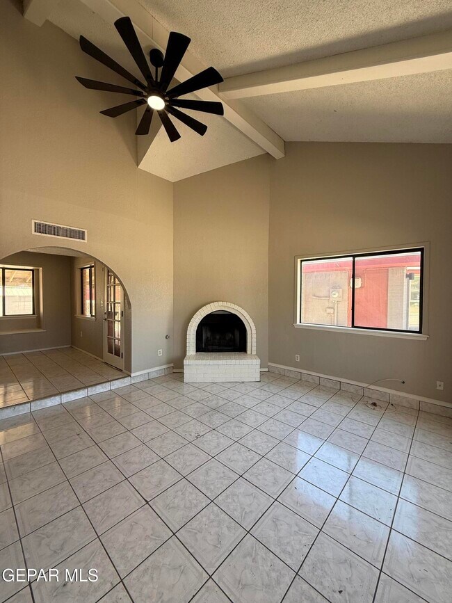 Building Photo - 11708 Sierra Azul Dr