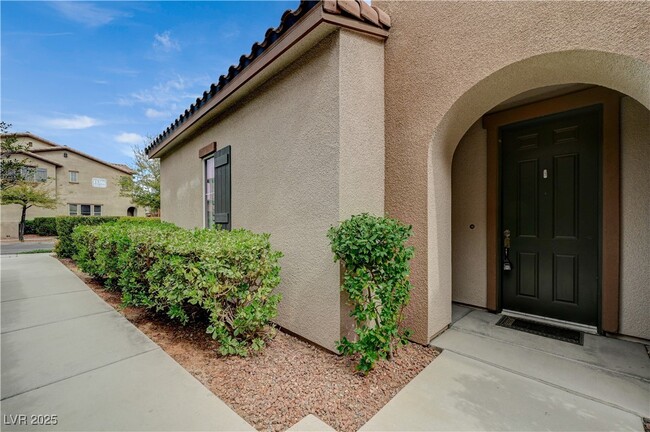 Building Photo - 11375 Belmont Lake Dr