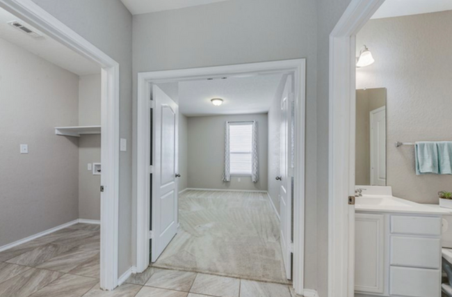 Building Photo - 6506 Wind Path