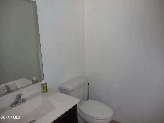Building Photo - 7045 Eagle Nest Ct