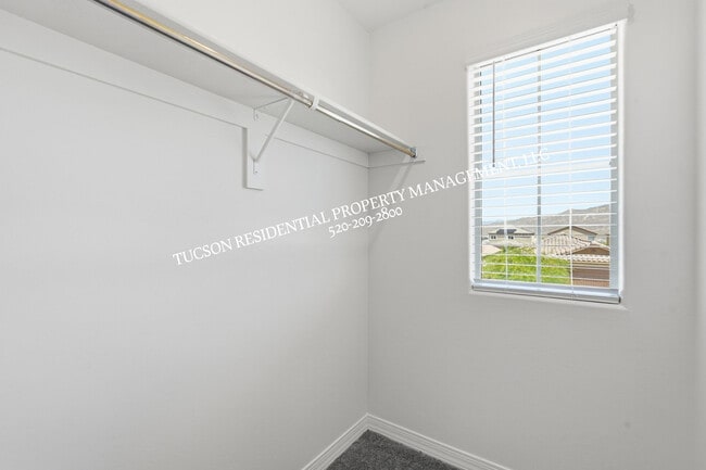 Building Photo - 7842 S New Strike Way