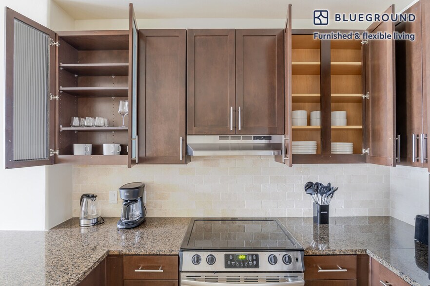 Building Photo - 2601 14th St NW