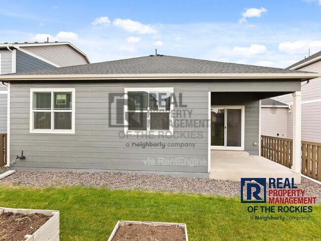 Building Photo - 920 London Wy