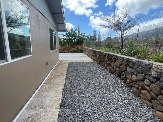 Building Photo - Brand New 3 Bedroom / 1 Bathroom Waikapu H...