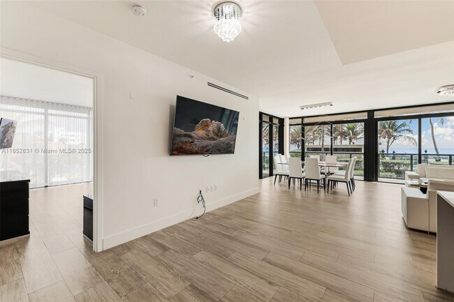 Building Photo - 2101 S Surf Rd