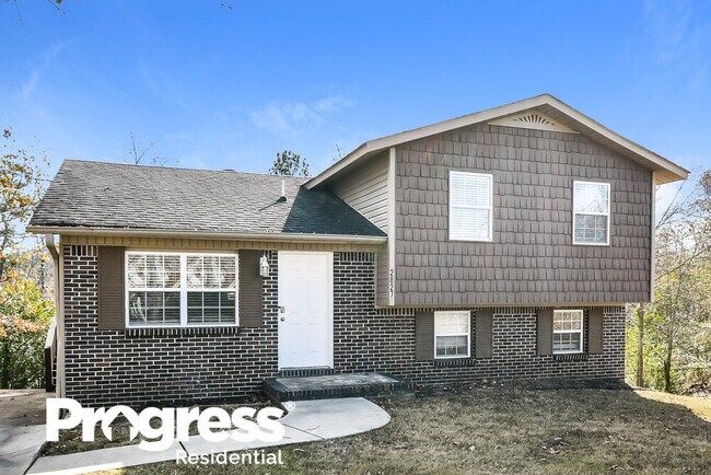 Building Photo - 2827 Arrowhead Dr NE