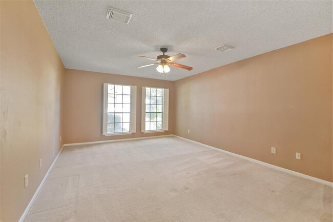 Building Photo - 17207 Mesa Springs Ct