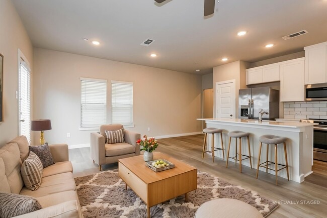 Building Photo - 18342 W Centro Cir