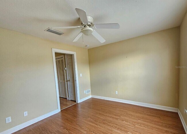 Building Photo - 117 N Evergreen Ave
