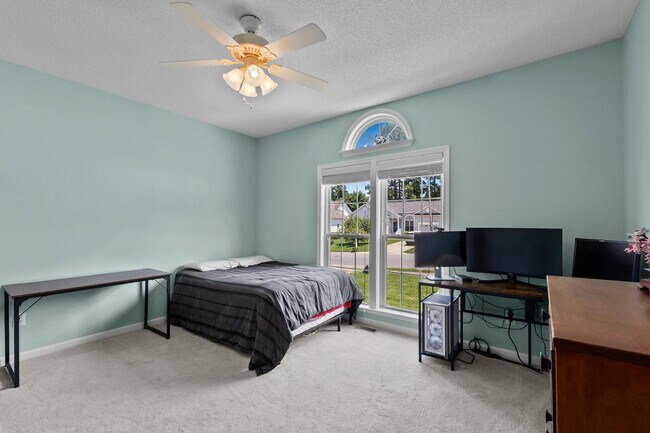 Building Photo - 4028 Mackinac Island Ln