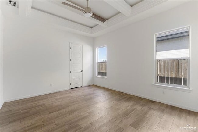 Building Photo - 607 Alameda St