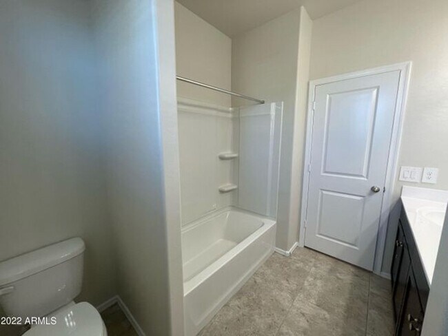 Building Photo - Brand NEW 3 Bed/2Bath never in Crestfield ...