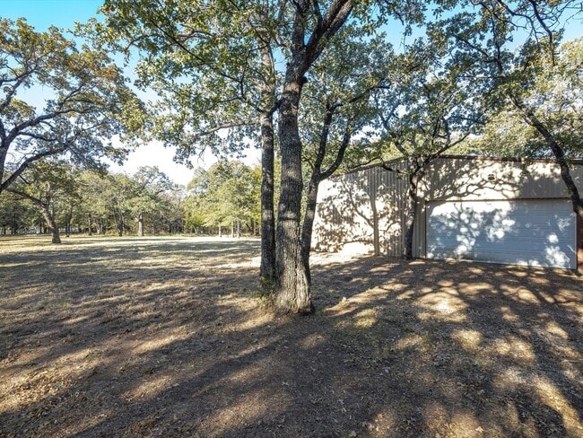 Building Photo - Gorgeous 3 bed room 2 bath in Decatur