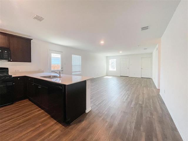 Building Photo - 7413 Jackrabbit Ave