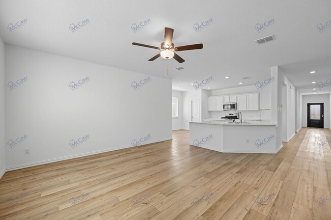 Building Photo - 2560 Eden Crk Dr