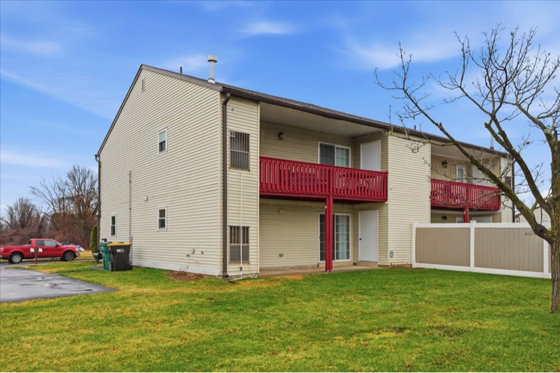 Building Photo - 4546 Rosemarie Dr