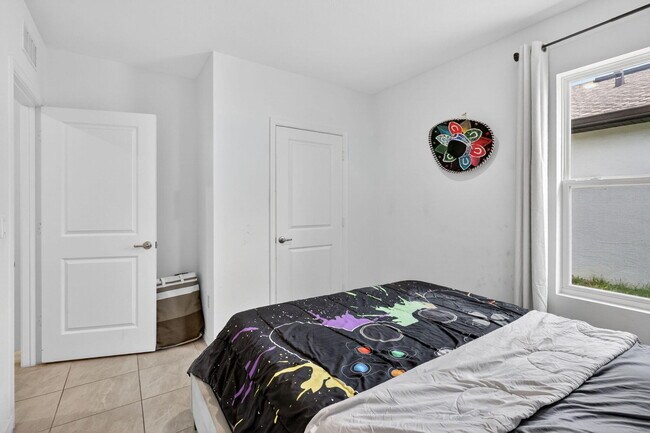 Building Photo - 4954 Armina Pl