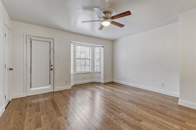 Building Photo - 8750 Park Ln