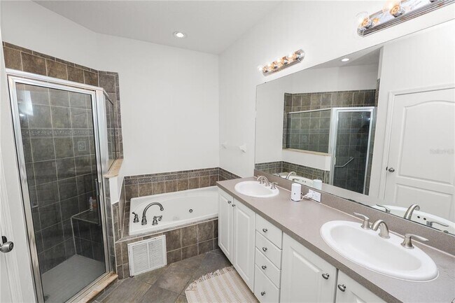 Building Photo - 11435 Cambray Creek Loop