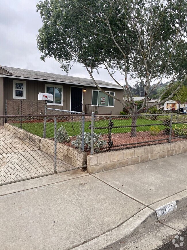 Building Photo - El Cajon 3 BR/1BA Single Family Detached H...