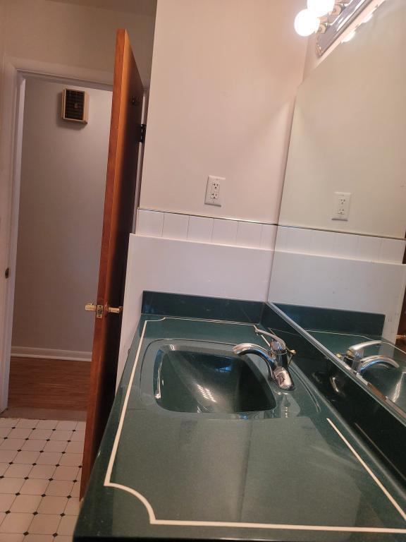 Building Photo - 2232 Thistlewood Dr