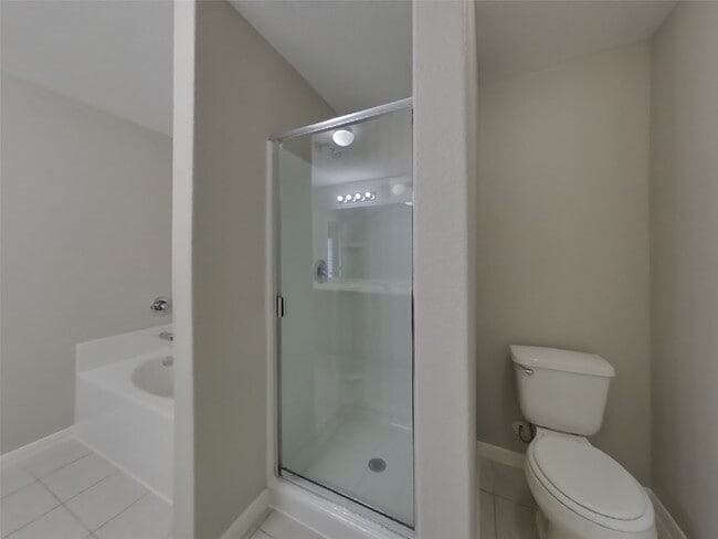 Building Photo - 308 Summer Horse Dr