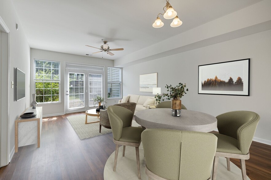 Interior Photo - Barclay Square at Princeton Forrestal