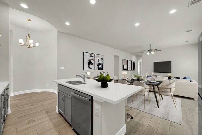 Building Photo - 328 Rise Ln