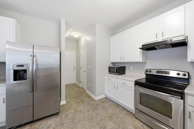 Building Photo - 3527 Londonville Ln
