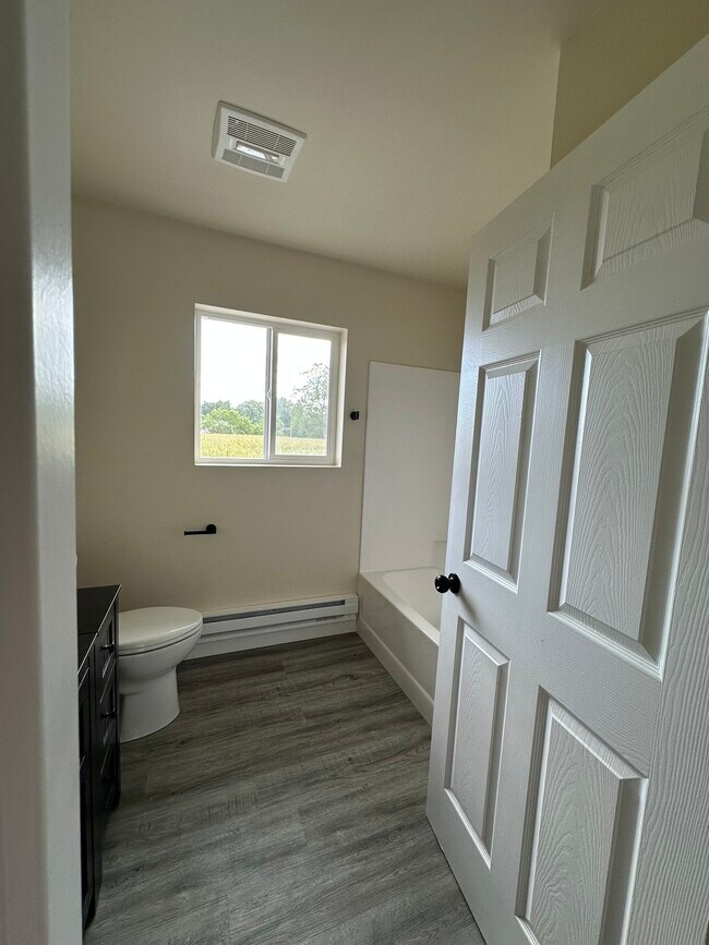 Building Photo - Valley View Estates C