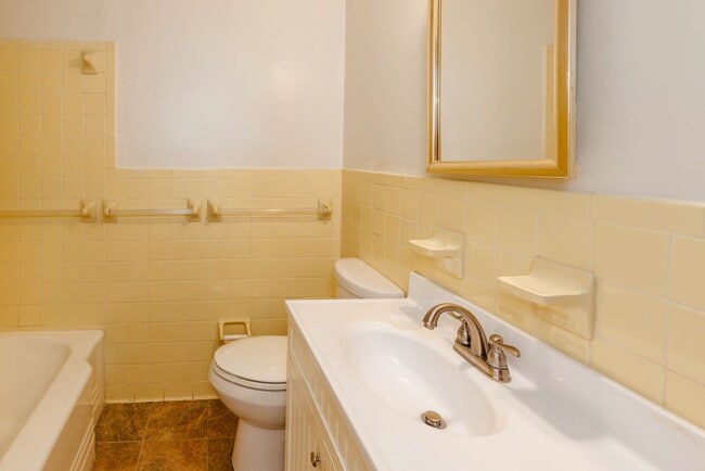 Building Photo - 3/2 Near Downtown and Homewood