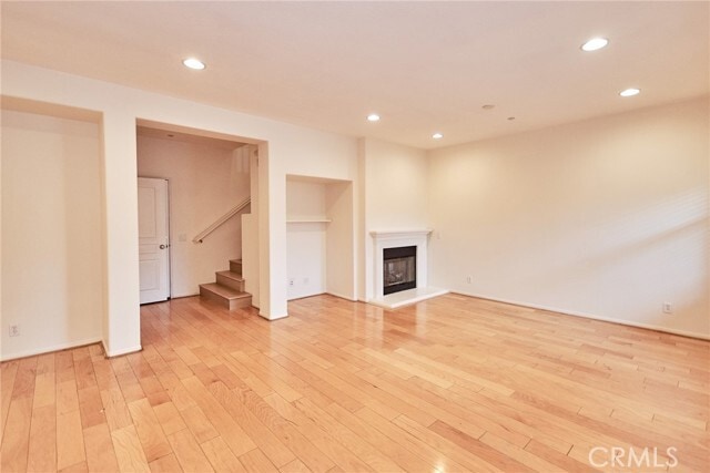 Building Photo - 201 Wild Lilac