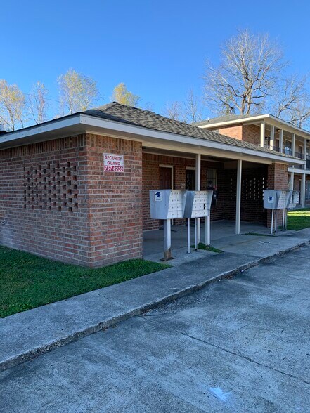 Building Photo - 1984 Brightside Dr