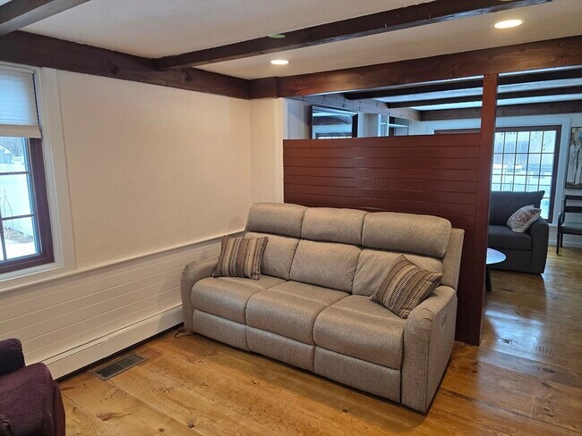 Building Photo - 223 Central St